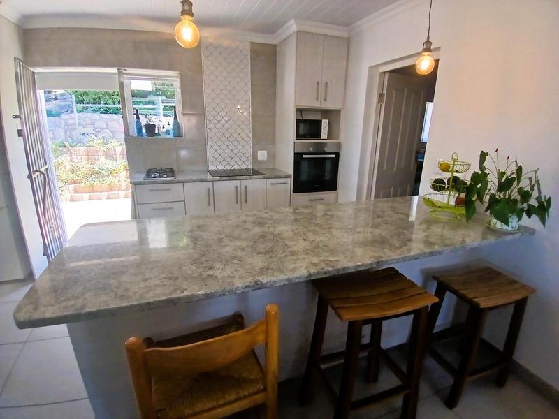 3 Bedroom Property for Sale in Stilbaai Wes Western Cape